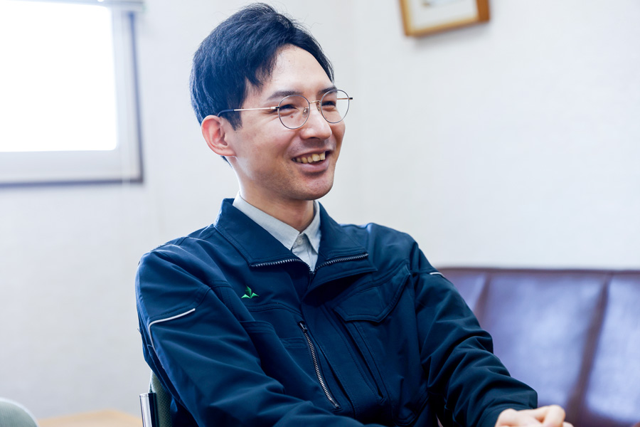 Vol.2単独インタビュー学びを重ねながら技術を磨き、金型メンテナンスでものづくりを支えていく​